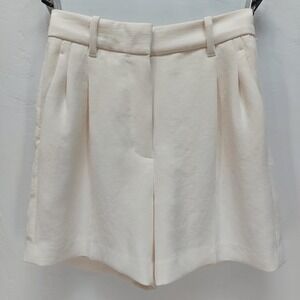 Aritzia Wilfred The Effortless Short Women Size 0 Cream Pleated High Waist Clean